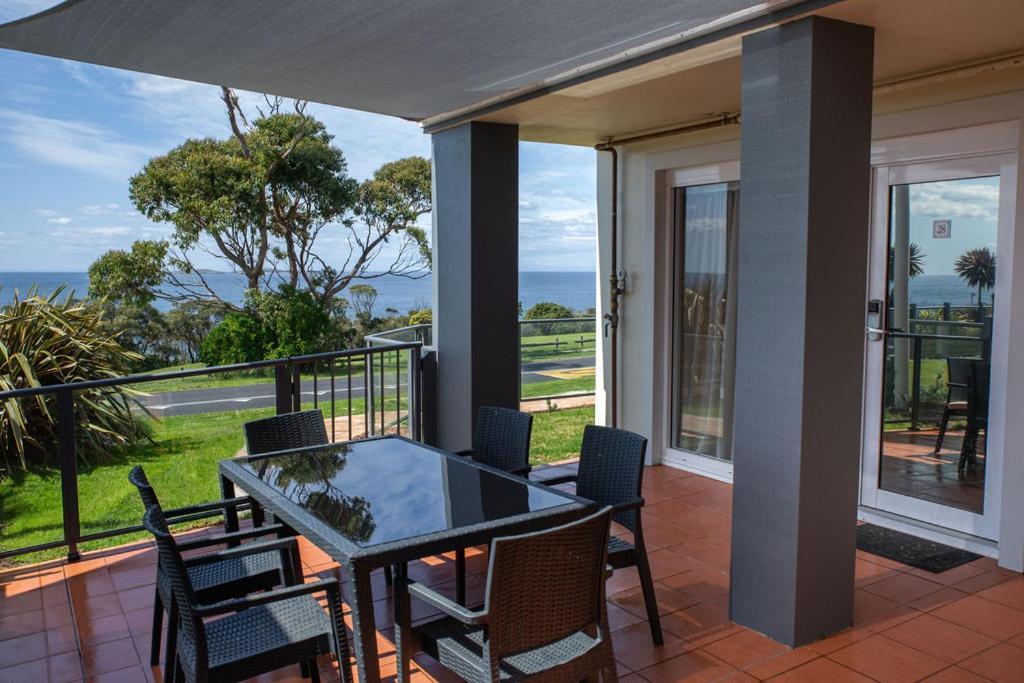 Amooran Oceanside Apartments And Motel Narooma Εξωτερικό φωτογραφία